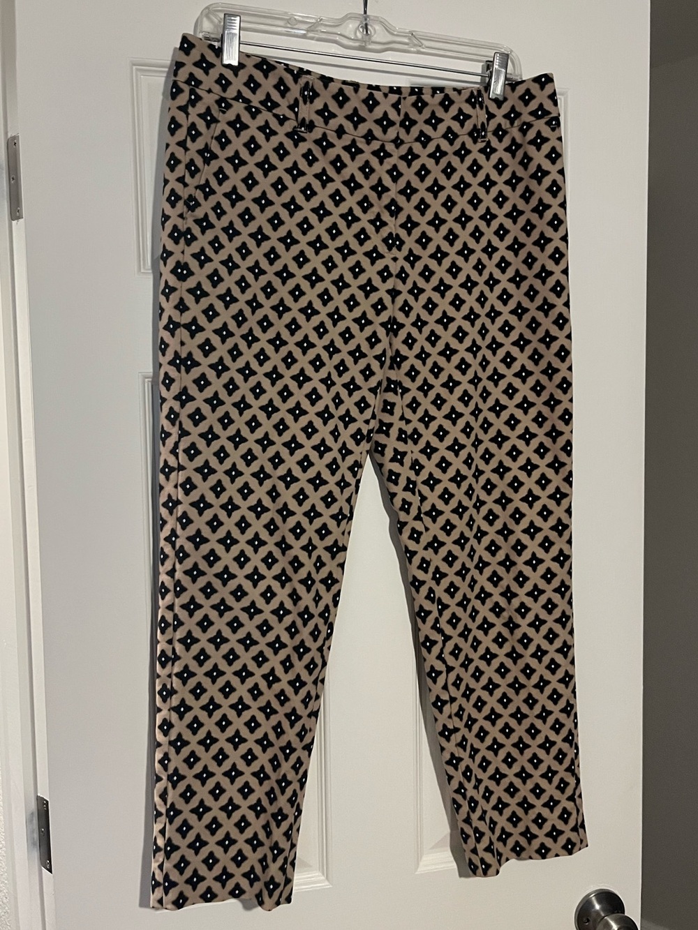 White House Black Market Beige and Black Geometric Ankle Pants